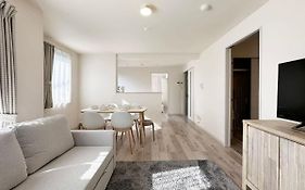 Bhotel Yutori - Spacious 2Br Apartment Very Near The Station